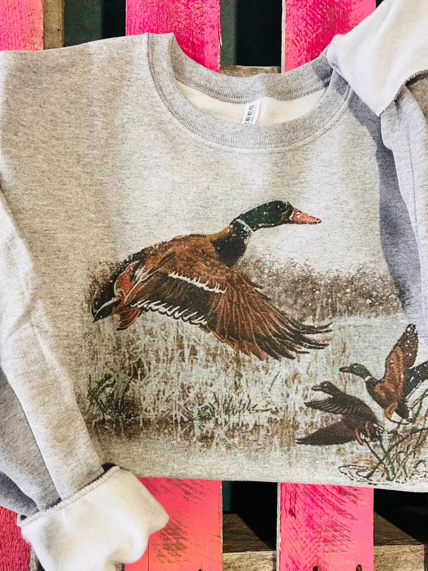 Retro Mallard Graphic Sweatshirt